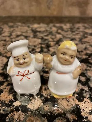 Vintage Chef Baker And Wife  Mini Salt And Pepper Shakers Japan  • $9.99