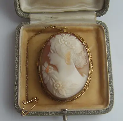 Vintage 1940's Retro Shell Cameo Of Lady In Profile In Gilded Rope Frame Brooch • £35