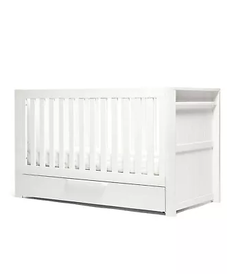 Mamas And Papas Nursery Furniture Set • £150