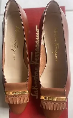 Salvatore Ferragamo Shoes • $99
