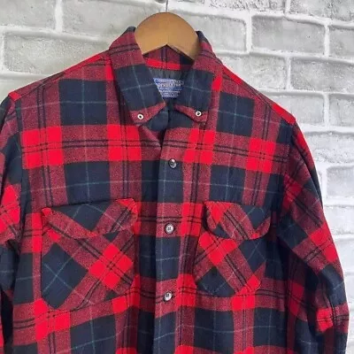 Pendleton Buffalo Plaid Button Down Flannel Shirt Mens Medium 100% Virgin Wool • $21.99