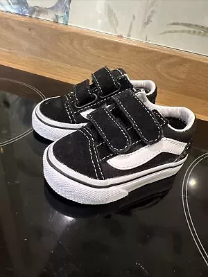 New Vans Off The Wall Infant Size 1.5 Baby Trainers Boys Black White • £7