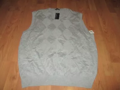 New Nwt Mens Van Heusen Sleeveless Argyle Sweater Vest Size Xl Gray • $14.99