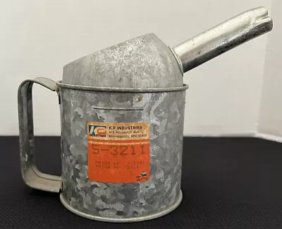 Vintage KP Industries 1 QT. Oil Can 5-3211 - Galvanized • £29.19