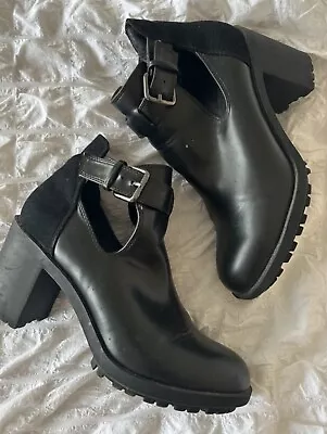 Zara Black Ankle Boots Size 5 • £1