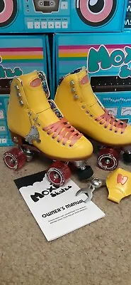 Moxi Beach Bunny Roller Skates Strawberry Lemonade Size 7 Fits Women's 8-8.5 • $169