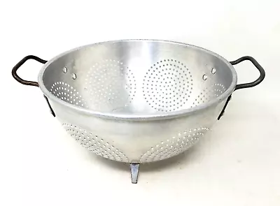 Vintage Aluminum 9  Colander - 7 Circles - Metal Handles - 3 Feet - Collander • $15