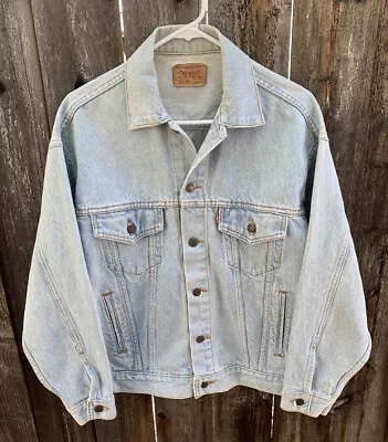 Vintage 80s Levi's Faded Blue Denim Trucker Jacket Sz Small 70507 0211 USA Made • $9.99