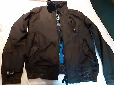 £8 • Buy Superdry Mens/ Boys Jacket Small Age 11?