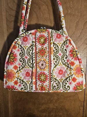 Vera Bradley Eloise Kisslock Lg.  Shoulder Bag Folkloric 10 H X 13 W EUC  • $18.99