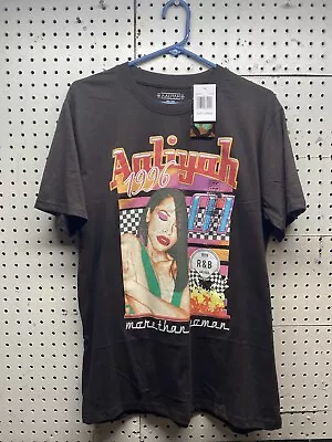 Aaliyah T Shirt Men’s Large Brown Tee Short Sleeve • $12