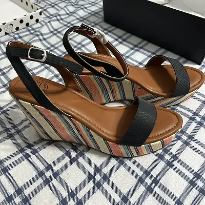 Dolce By Mojo Moxy Striped Sandal Wedge Heels Size 9 1/2 • $23.50