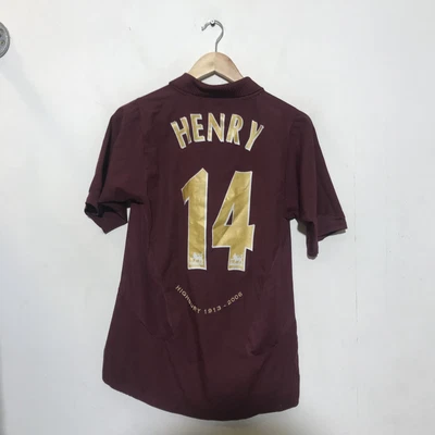 £5 • Buy Vintage 2005-2006 Arsenal Thierry Henry Shirt - Small