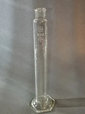 Pyrex 100ml Glass Measuring Cylinder B.S 604 • £7.15