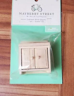 Mayberry Street Miniatures Cabinet With Doors 1pc Scale 1:12 171280 New • $4