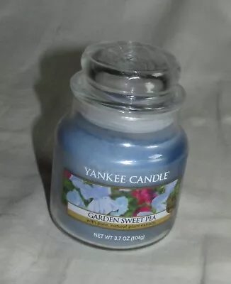 Yankee Candle - Garden Sweet Pea - 104g Small - Rare / Retired • £13.90