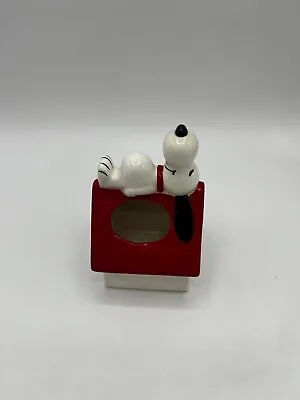 Peanuts Snoopy Doghouse Planter 5” H -1970 Made In Japan • $22