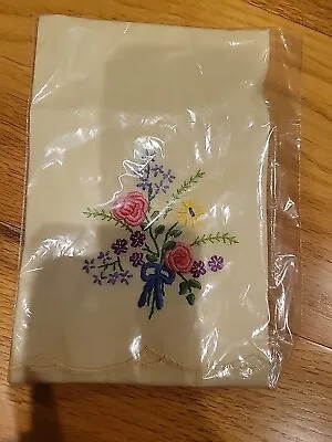 New Vintage Hand Embroidered Guest Towel Still In Wrapper Made In Jamaica • $9.99