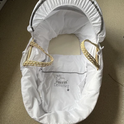 £0.99 • Buy MOSES NATURAL WICKER BASKET & BEDDING NO STAND Used For Dolls Only, VG Condition