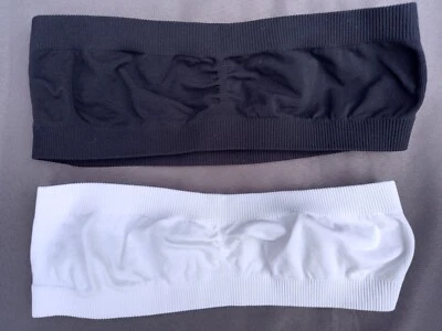 New Look Teen Girls Strapless Bandeau Bras - 1 X White Size S 1 X Black Size M • £2.99