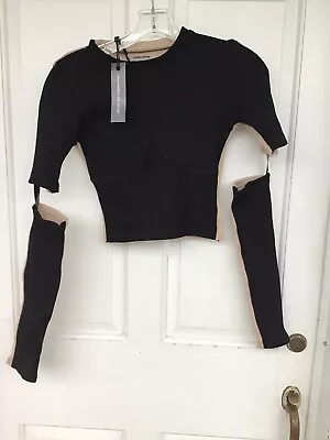 Maniere De Voir NWT’s Black & Tan Stretch Shirt Removable Sleeves Size 2. • $88