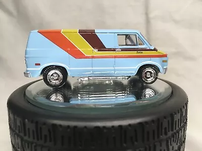 Johnny Lightning 1976 Dodge Street Van  1:64 • $8.95