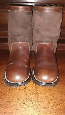 UGG Brooks Brown Leather & Suede Shearling Lined Boots S/N 5381 Size 9M • $55