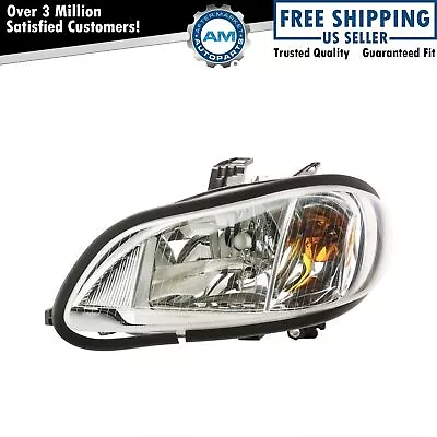 Left Headlight Fits 2002-2006 Freightliner M2 100 02-21 M2 106 03-21 M2 112 • $88.88