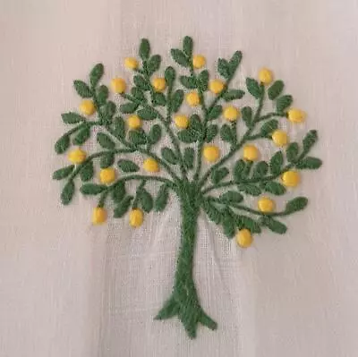 Vintage Madeira Linen Guest Fingertip Towel Yellow Lemon Tree Embroidery • $31.99