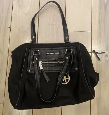 Michael Kors Gilmore Black Satchel • $30