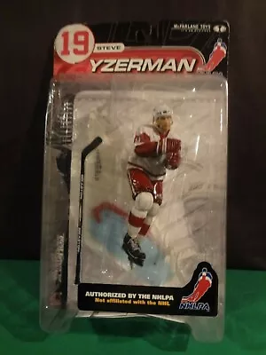 2000 Mcfarlane Sportspicks Series 1 Steve Yzerman Action Figure • $14.99