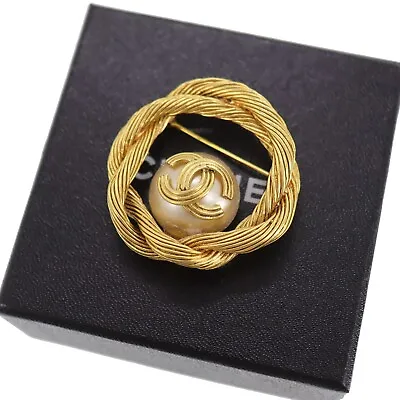 CHANEL CC Circle Used Pin Brooch Gold Plated Pearl 94A France Vintage #CG797 M • $499