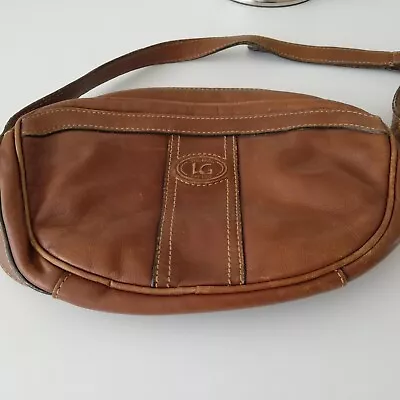 Mens/Unisex Tan Brown LG Leather Manbag With Adjustable Leather Strap.  • £7.99