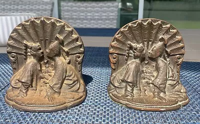 Vintage Cast Iron Oriental Couple 3D Bookends..  4 1/2” H By 4.75” W • $26.50