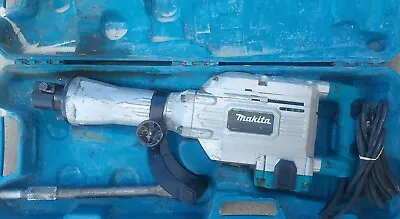 Makita HM1304B 35 Lb. Demolition Hammer W/Bit & Case - Same Day Shipping - • $521.12