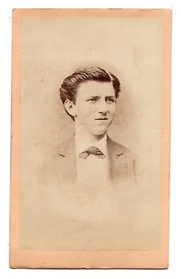 ANTIQUE CDV C. 1870s MAHAN & KELLER HANDSOME YOUNG MAN IN SUIT PHILADELPHIA PA • $9.99