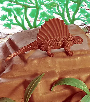 Marx 1961 Type II Dimetrodon Reptile Dinosaur Chocolate Brown • $7.50