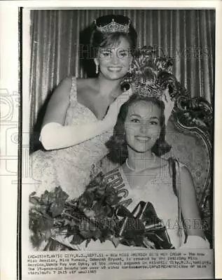 1965 Press Photo Miss Kansas Deborah Bryant Crowned As Miss America New Jersey • $29.88