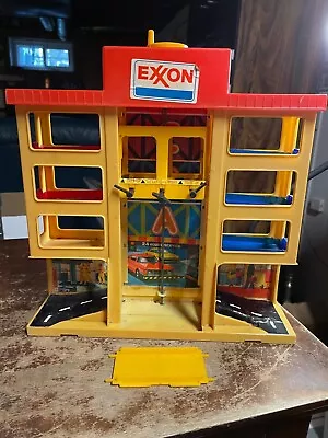 1979 Nasta Exxon Service Center W/ Elevator Hot Wheels Matchbox Rare Toy • $24