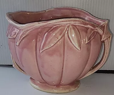 VINTAGE NELSON McCOY POTTERY PINK LILY VASE • $35.04