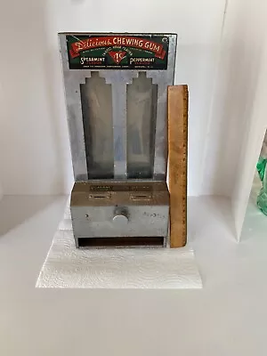 Vintage D. Robbin’s Co.  Gum Machine  Circa 1933 No Key • $75