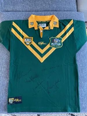 $225 • Buy Australian Rugby League ARL Kangaroos Jersey Signed New 5 Signatures 105 Cm