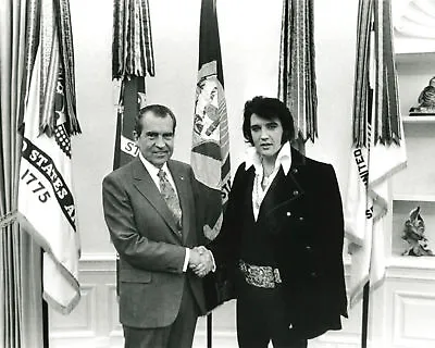 GLOSSY PHOTO PICTURE 8x10 Elvis Presley And RIchard Nixon Black And White • $3.98