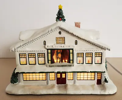 2001 Hawthorne Village  Norman Rockwell's Studio  Illuminated House #79531 • $26.99