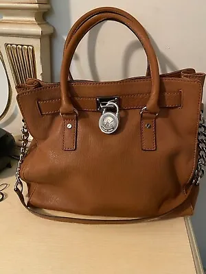 Michael Kors Hamilton Bag • $125