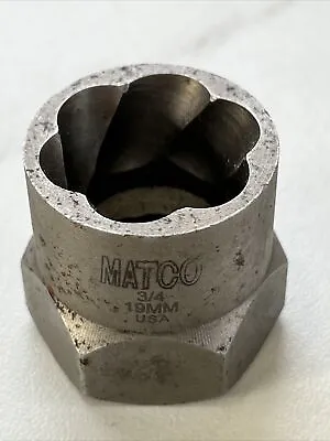 Matco Tools 3/8  BOLT EXTRACTOR TWIST SOCKET 3/4” 19MM Made In USA • $29.99