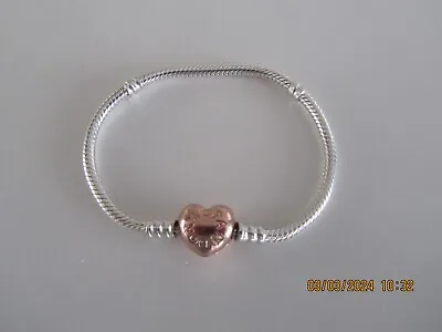 Pandora Moments Heart Clasp Snake Chain Bracelet RRP. £70.00 FREE P&P! • £19.99