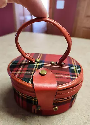 Vintage Me Too Brand? Red Plaid Doll Luggage/Hatbox Coin Holder Inside 5 X4 X3  • $15