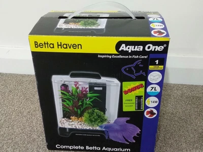 $30 • Buy Aquarium Fish Tanks Used