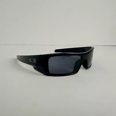 Oakley 03-471 Gascan Rectangular Sunglasses 60mm Wrap Style - Black • $42